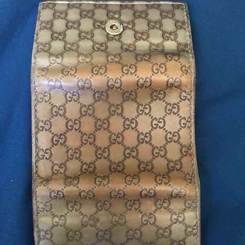 Gucci Key Holder - image 1